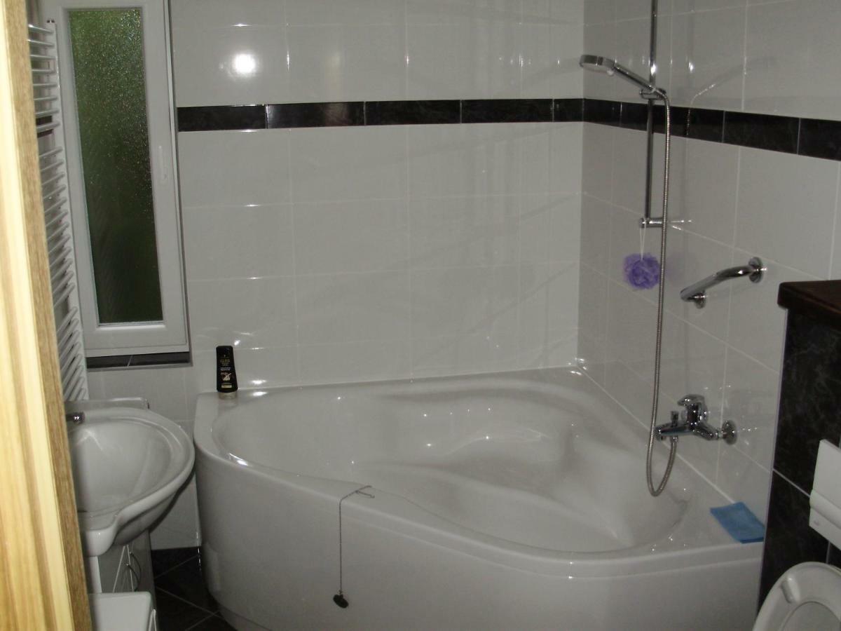 Apartment Maximilian-Free Parking!!! Zagreb Bagian luar foto